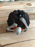 Totensch&auml;del mit Figur mit LED Skull Gothic...